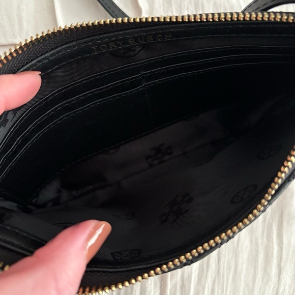 Tory Burch Kira Chevron Slim Crossbody Bag – Black Quilted Leather - Picture 9 of 10